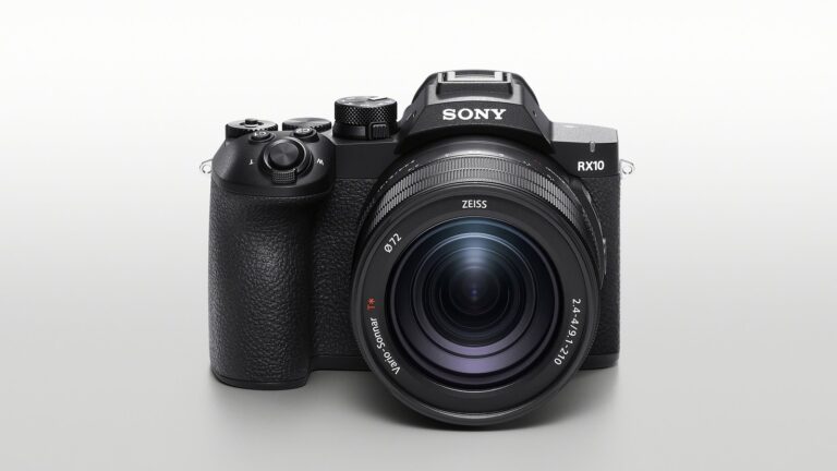 Sony RX10 V: la bridge 24-600mm torna con S-Log3 e 4K 120p