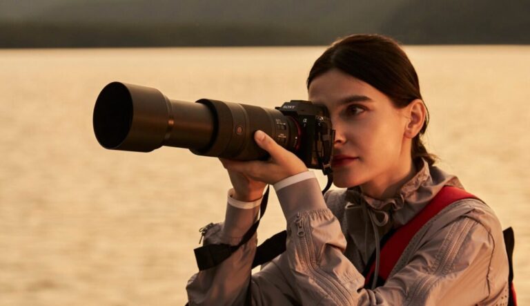 Sony FE 100-400mm F5.6-8 OSS: 654 grammi per arrivare lontano