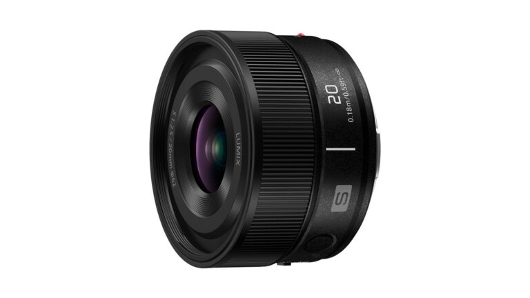 LUMIX S 20mm F2.5: 142 grammi, e i firmware del 13 ottobre